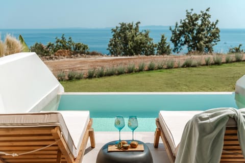 Sea view, Swimming pool