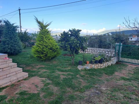 Klejdi's Apt Apartment in Ksamil