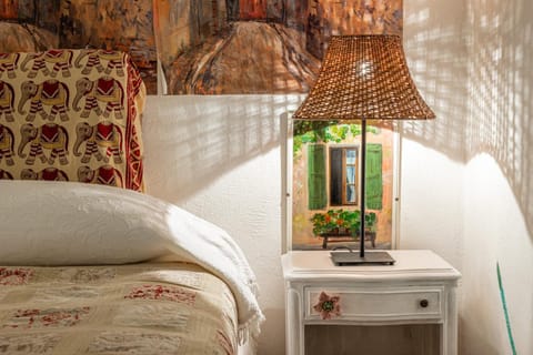 Bed, Decorative detail, Bedroom