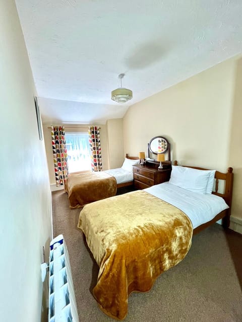 Lion Royal Hotel, Rhayader Hotel in Rhayader