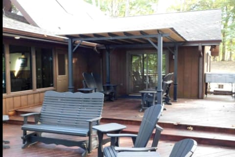 Property building, Seating area