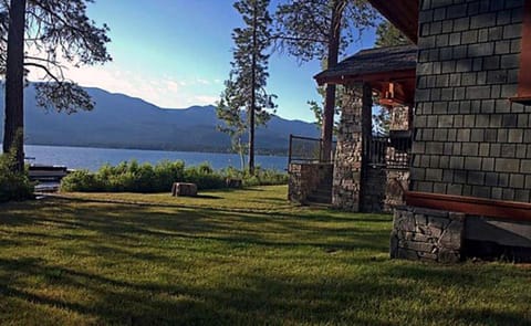 Lakeside Vacation Rental with Stunning Views and Spacious Interior on Flathead Lake, Montana House in Finley Point