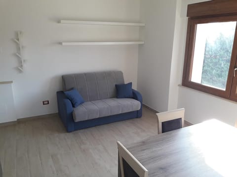 TV and multimedia, Kitchen or kitchenette, Bedroom