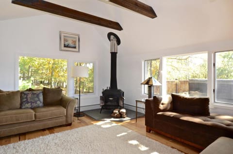 Fabulous New York Cottage Rental near Ashokan Reservoir House in Glenford