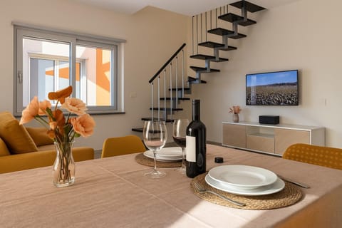 Giohouse-New loft a pochi passi da metro 3 e santa Giulia Apartment in San Donato Milanese