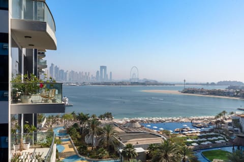 View (from property/room), City view, Sea view