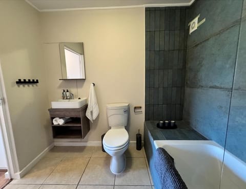 Ocean facing apartment Apartment in Cape Town