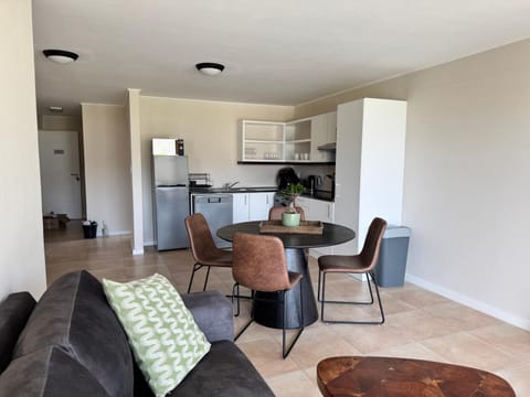 Ocean facing apartment Apartment in Cape Town