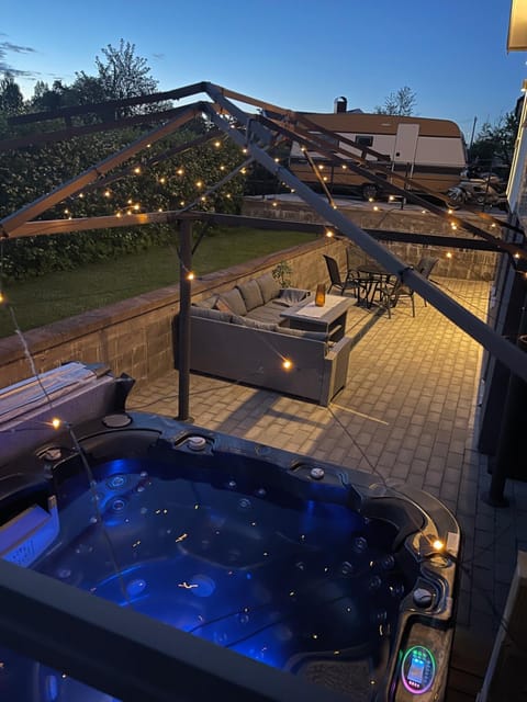Hot Tub