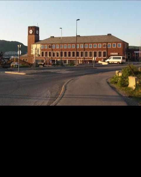 Property building, Day, Location, Parking