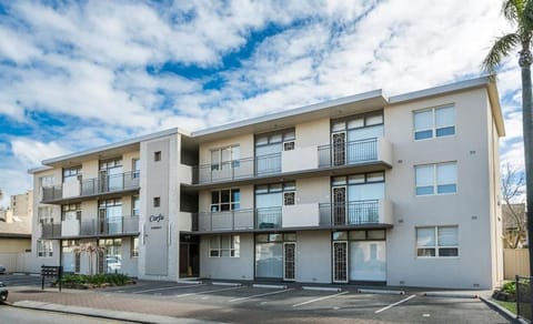 Property building, Day