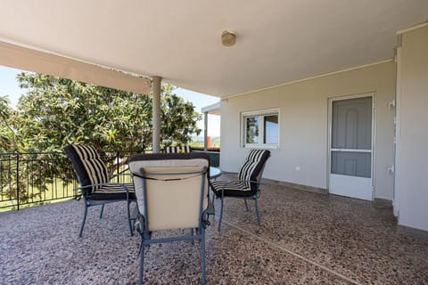 Veranda Vatopedi House in Halkidiki