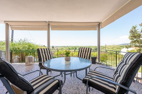 Veranda Vatopedi House in Halkidiki