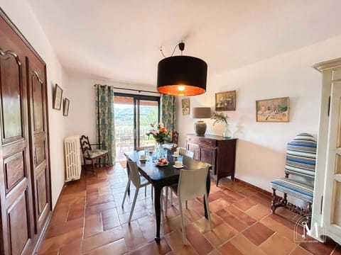 Belle demeure dans les hauteurs d'Ollioules House in French Riviera