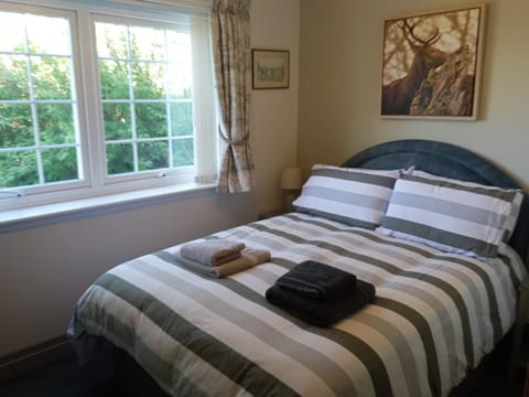 Marsco Apartment - Garden & Patio - Sea Views Apartment in Scotland