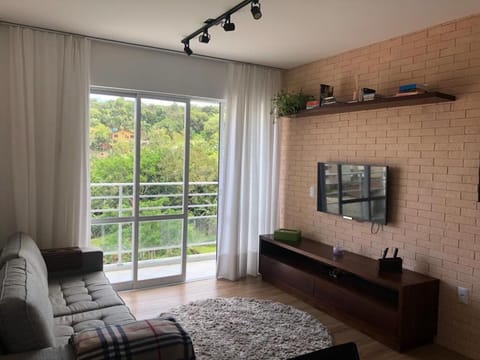 Communal lounge/ TV room, TV and multimedia, Living room, Seating area