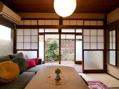 Living room, Diving