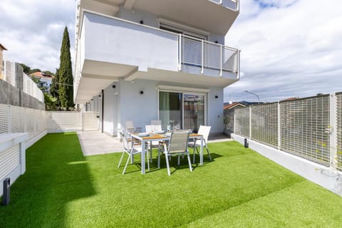 Property building, Garden view