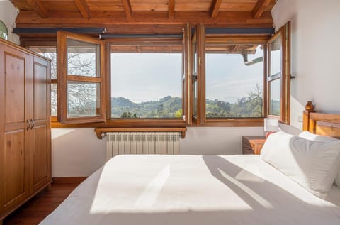 Bed, Natural landscape, Bedroom, Mountain view