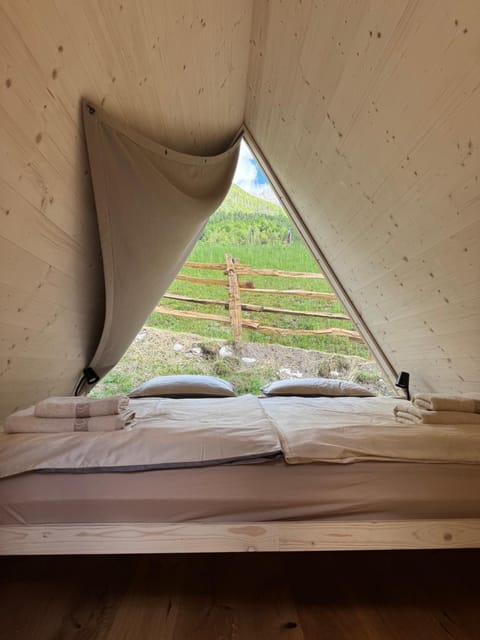 Glamping Kamp Triglav Nature lodge in Friuli-Venezia Giulia