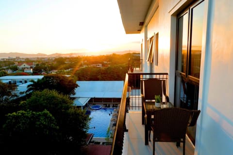 Balcony/Terrace, Pool view