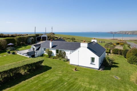 Property building, Sea view