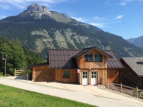 Property building, Day, Mountain view