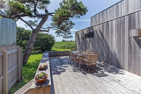 Grateful Getaway with Fireplace and Scenic Views House in Sonoma County