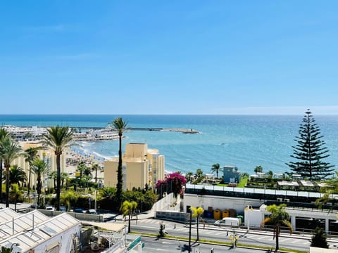 View (from property/room), City view, Landmark view, Sea view, Street view