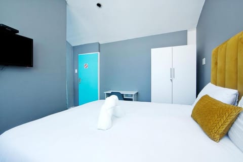 61 on Wale Backpackers Hostel in Cape Town