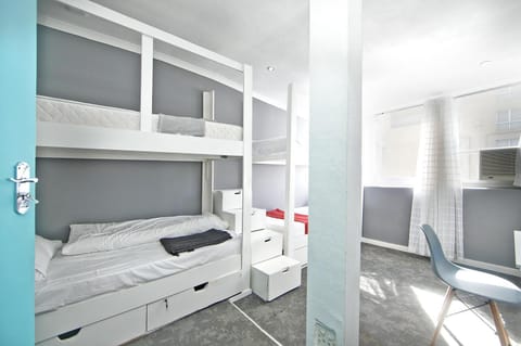 61 on Wale Backpackers Hostel in Cape Town