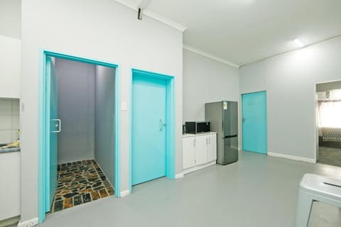 61 on Wale Backpackers Hostel in Cape Town