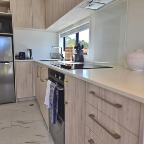 Charming Sunnyvale Studio Apartment in Auckland