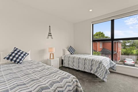 Alluring and Well-decorated Home House in Auckland