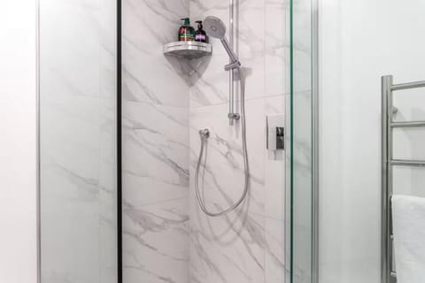 Gorgeous 2 Bed Henderson Stay House in Auckland