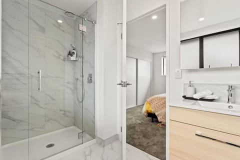 Gorgeous 2 Bed Henderson Stay House in Auckland