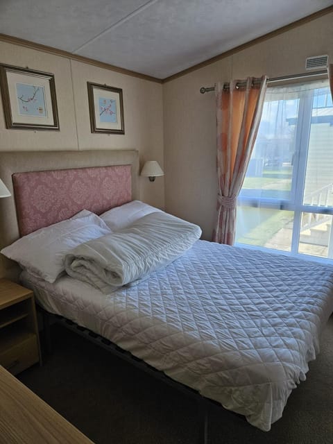 Lbn Caravan Campground/
RV Resort in Towyn