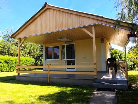 Property building, Spring, Garden