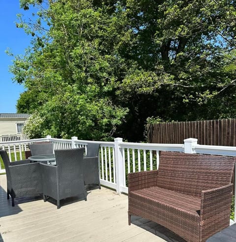 Robins Nest Oakdene Forest Park Campground/ 
RV Resort in East Dorset District