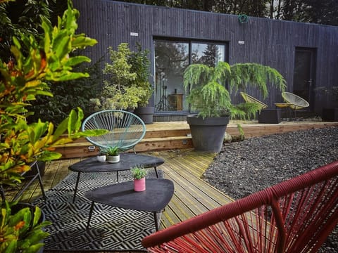 Patio, Day