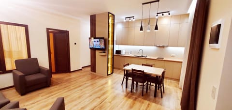 TV and multimedia, Kitchen or kitchenette, Seating area, minibar
