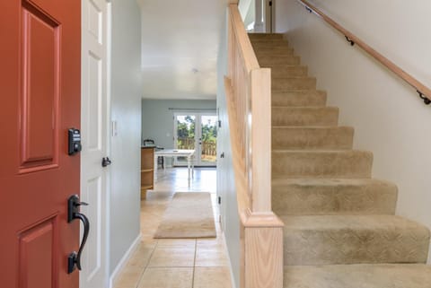 Gorgeous 3 BDR Home in Gualala With Ocean View House in Sonoma County