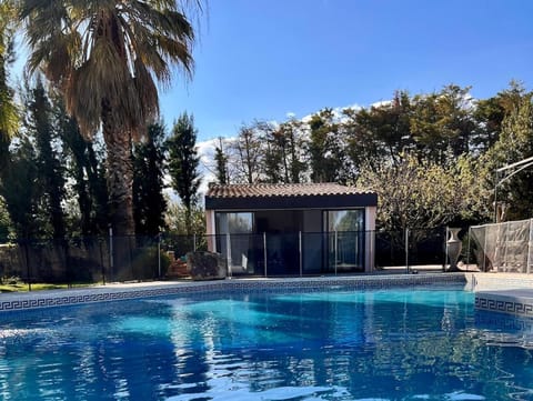 Séjour détente avec Piscine Apartment in La Londe-les-Maures