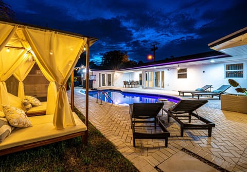 Spa and wellness centre/facilities, Pool view