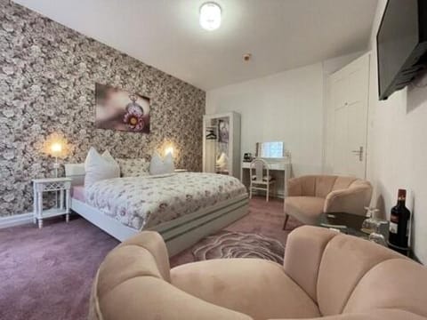 Astoria Hotel in Traben-Trarbach Hotel in Graach an der Mosel