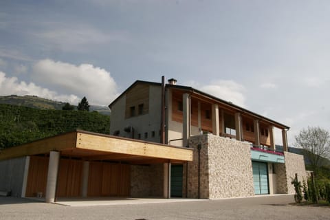 Property building, Facade/entrance