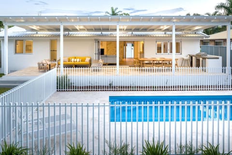 Property building, Patio, Swimming pool