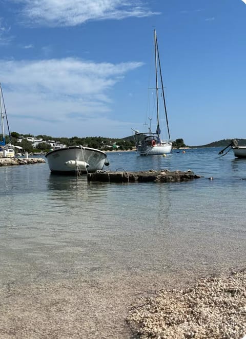 Mobile home sunshine House in Šibenik-Knin County, Croatia