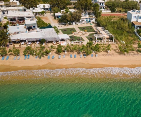 Property building, Bird's eye view, Beach, Beach