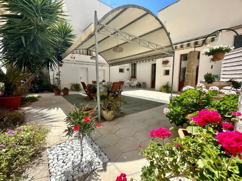 Garden, Garden view